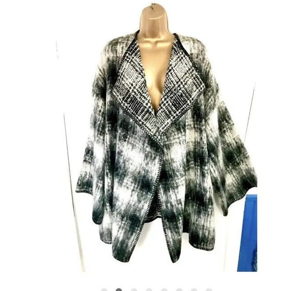 Womens JAEGER Black & Cream Mohair Cardigan Coat Jacket Size Large - Picture 1 of 7